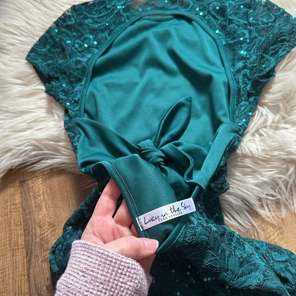 LUCY IN THE SKY Shimmer Shift Tie Back Bodycon Mini Dress In Hunter Green - Picture 4 of 6